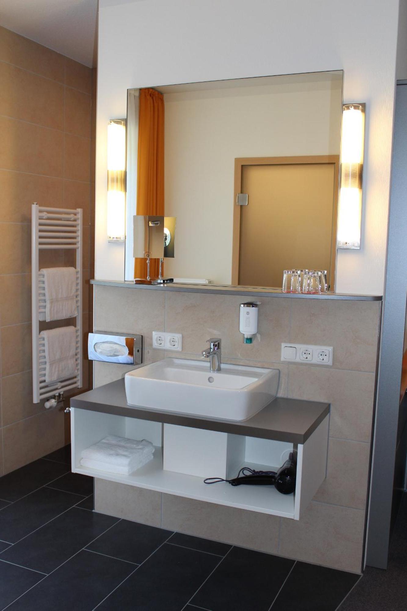 Hotel Ripken Kirchhatten Phòng bức ảnh