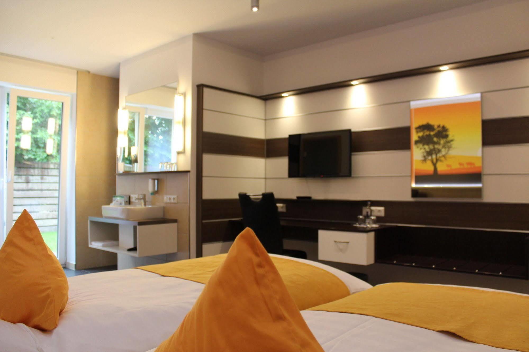 Hotel Ripken Kirchhatten Ngoại thất bức ảnh