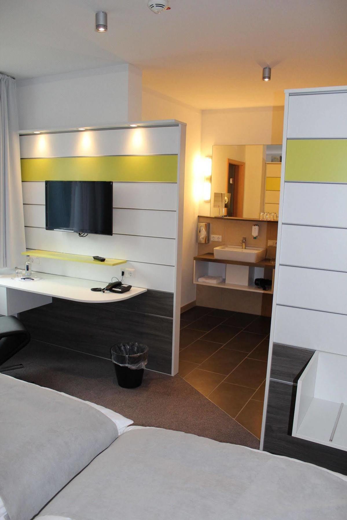Hotel Ripken Kirchhatten Ngoại thất bức ảnh